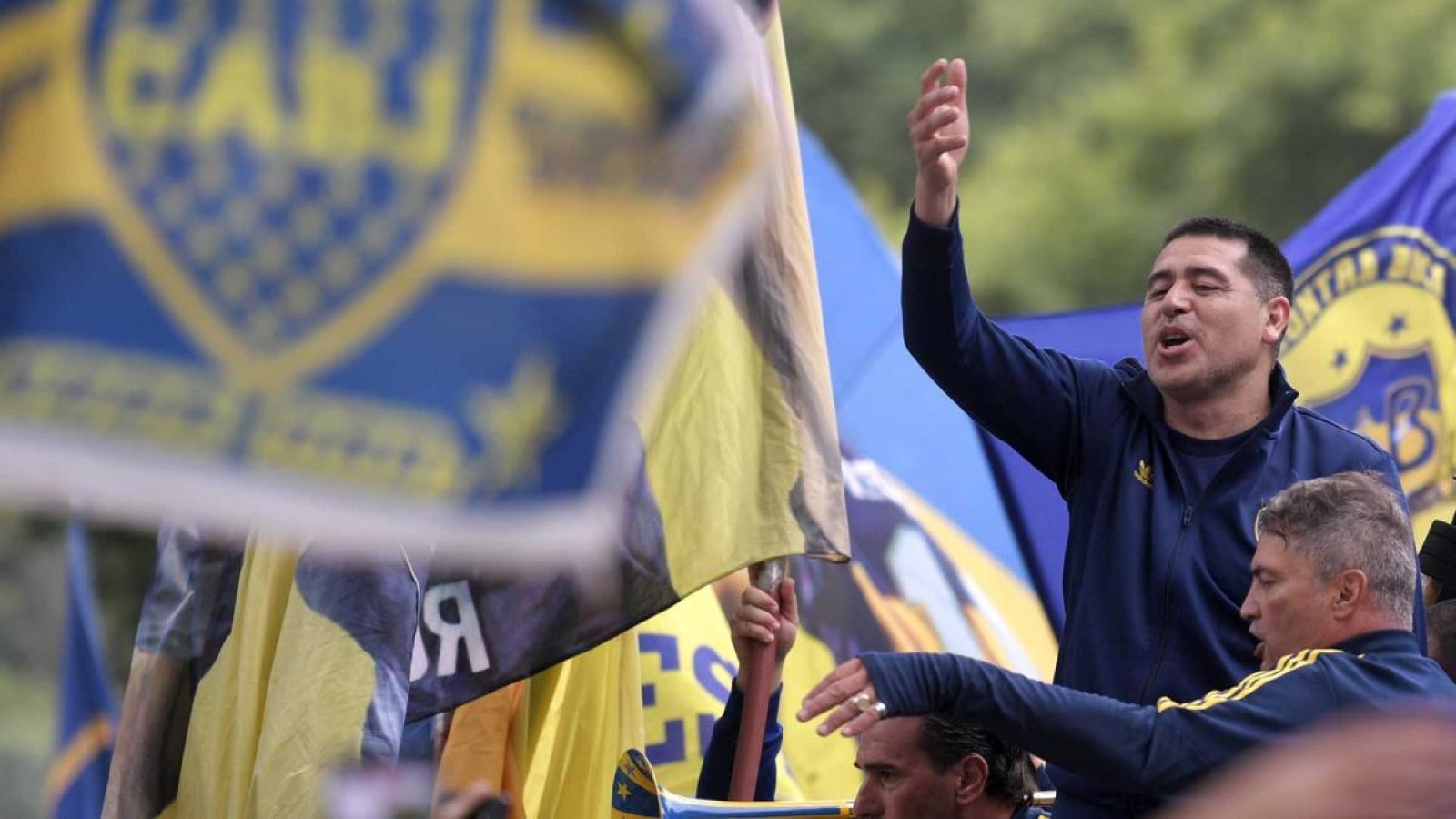 Riquelme derrotó a la fórmula de Mauricio Macri y es el nuevo presidente de Boca Juniors